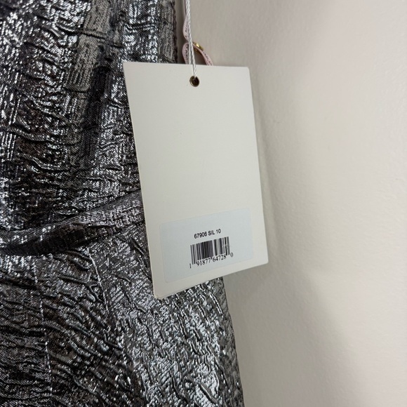 Mac Duggal 67906 Sequin Asymmetrical Ruffle Tiered Gown Women 10 Silver Dress - Picture 8 of 11